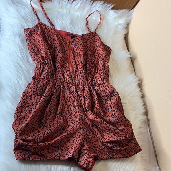 Lucca Couture Bubble Shorts Romper Size XS - Picture 1 of 16